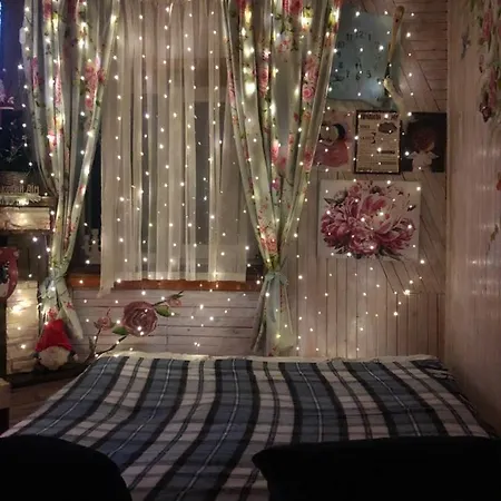 казковий дім та Garden два будиночки в горах з чаном-джакузі Feriehus