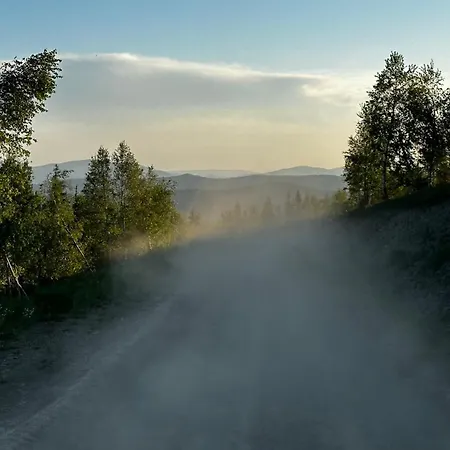 казковий дім та Garden два будиночки в горах з чаном-джакузі *