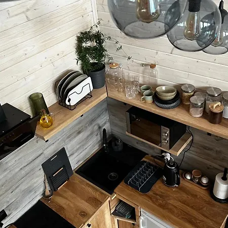 казковий дім та Garden два будиночки в горах з чаном-джакузі