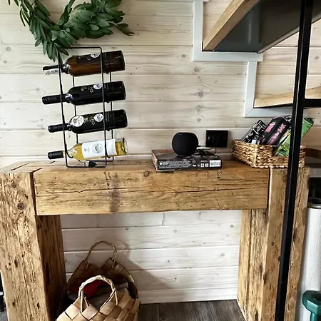 Holiday home казковий дім та Garden два будиночки в горах з чаном-джакузі Slavske