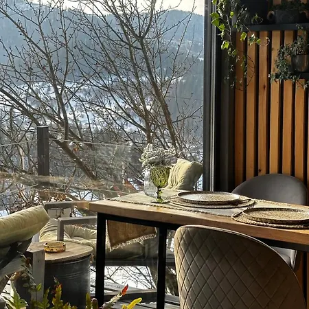 Feriehus казковий дім та Garden два будиночки в горах з чаном-джакузі Slavske