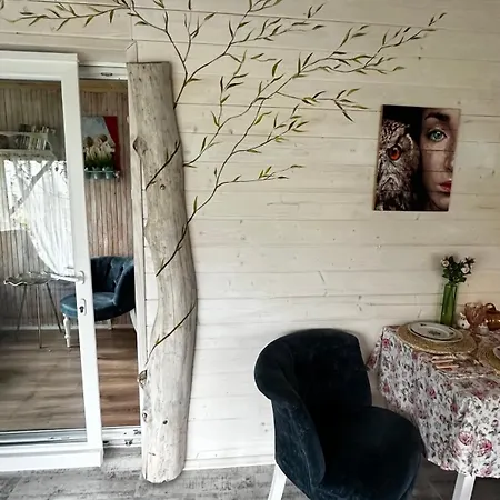 казковий дім та Garden два будиночки в горах з чаном-джакузі 펜션 슬랍스크