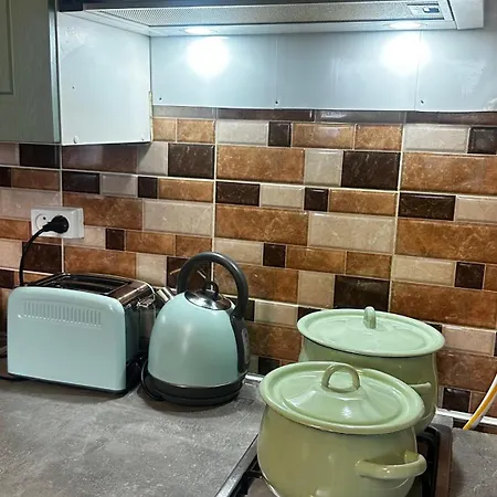 казковий дім та Garden два будиночки в горах з чаном-джакузі *