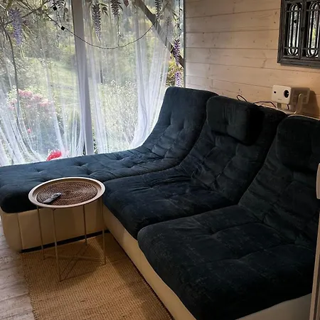 казковий дім та Garden два будиночки в горах з чаном-джакузі * 슬랍스크