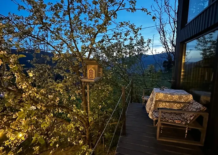 казковий дім та Garden два будиночки в горах з чаном-джакузі Tatil Evi