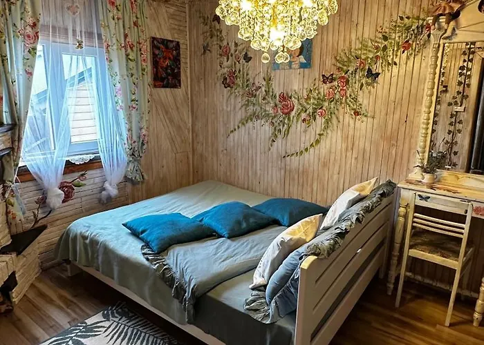 казковий дім та Garden два будиночки в горах з чаном-джакузі Tatil Evi