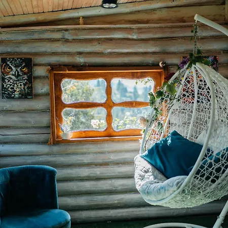 казковий дім та Garden два будиночки в горах з чаном-джакузі Casa de Férias *